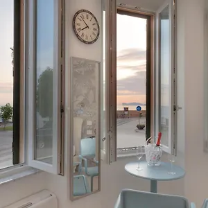 https://casa-jaume.hotelsalgherosardinia.com