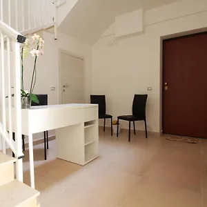 https://casa-craunari.sicilyhotelsitaly.net