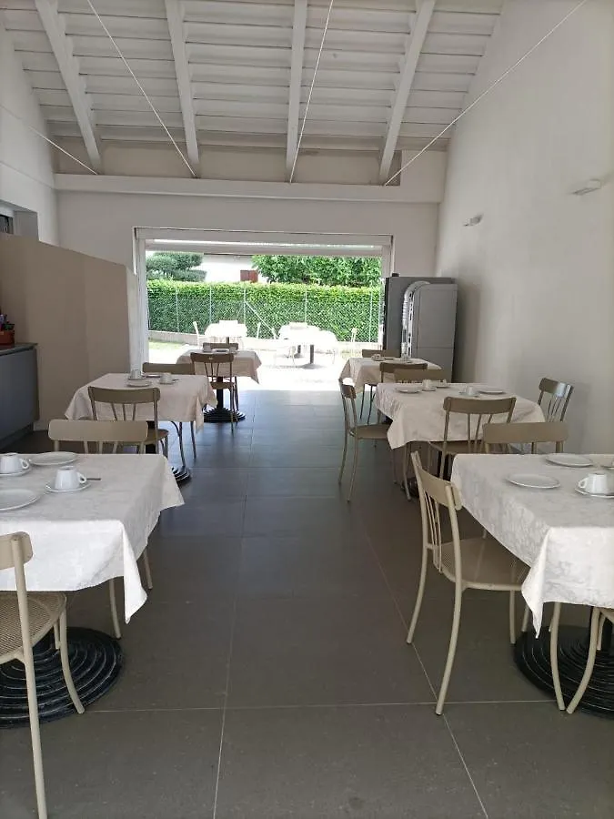 Garda Guest House 可乐